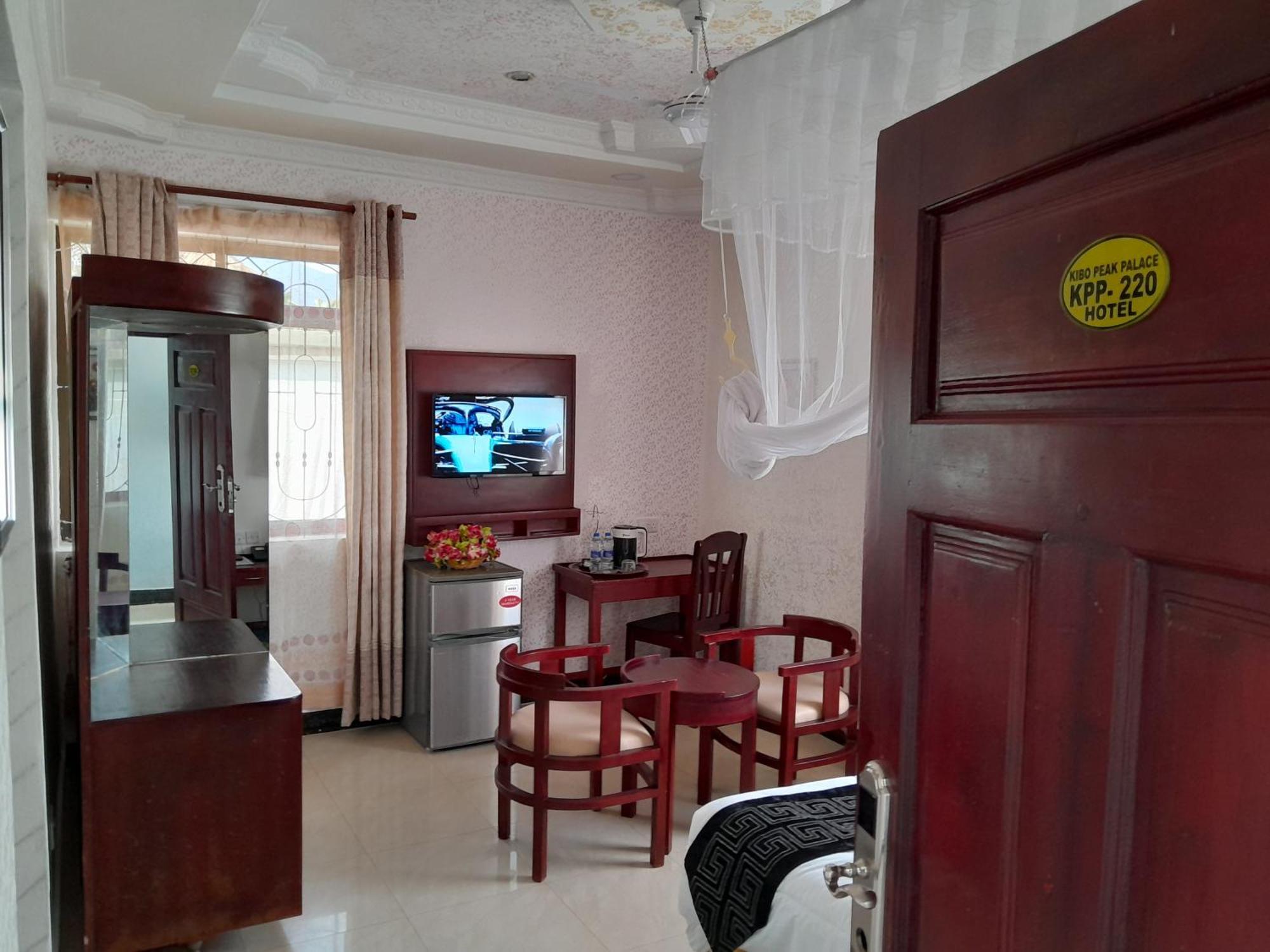Kibo Peak Palace Hotel Morogoro المظهر الخارجي الصورة